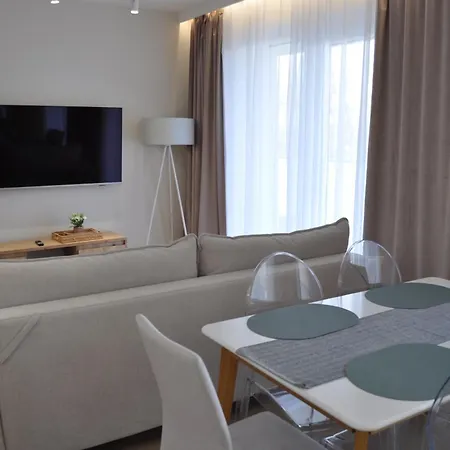 4summer Golden Dune - Parking, Przestronne Mieszkanie 50m2, Caly Do Dyspozycji, Duzy Taras Z Pieknym Zachodem Slonca Parkplatz, Geraeumige Mit 50 M2, Ganzes Zur Verfuegung, Grosse Terrasse Mit Wunderschoenem Sonnenunterga Колобжег